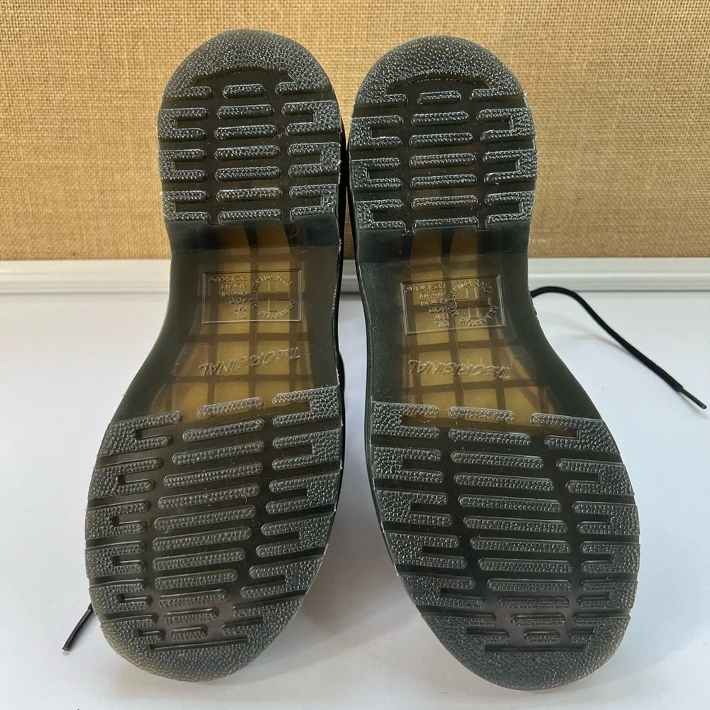 NWOB Dr. Martens 1460 WOMEN'S LEOPARD SMOOTH LEATHER LACE UP BOOTS US 7 EU 38 - Picture 14 of 14